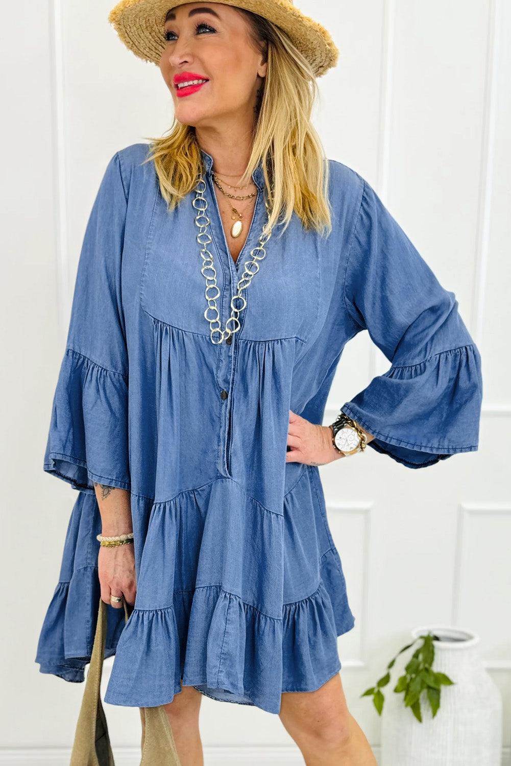 Chambray Ruffle Jurk met 3/4 Mouw en V-Hals - Mini Dresses - Jurkjes.co