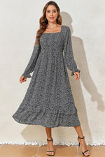 Elegante Midi Jurk met Bloemenprint en Lange Mouwen - Floral Dresses - Jurkjes.co