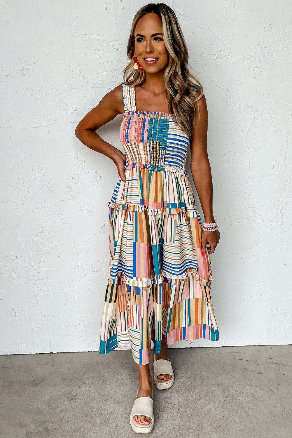 Gestreepte Maxi-Jurk met Smokwerk - Maxi Dresses - Jurkjes.co