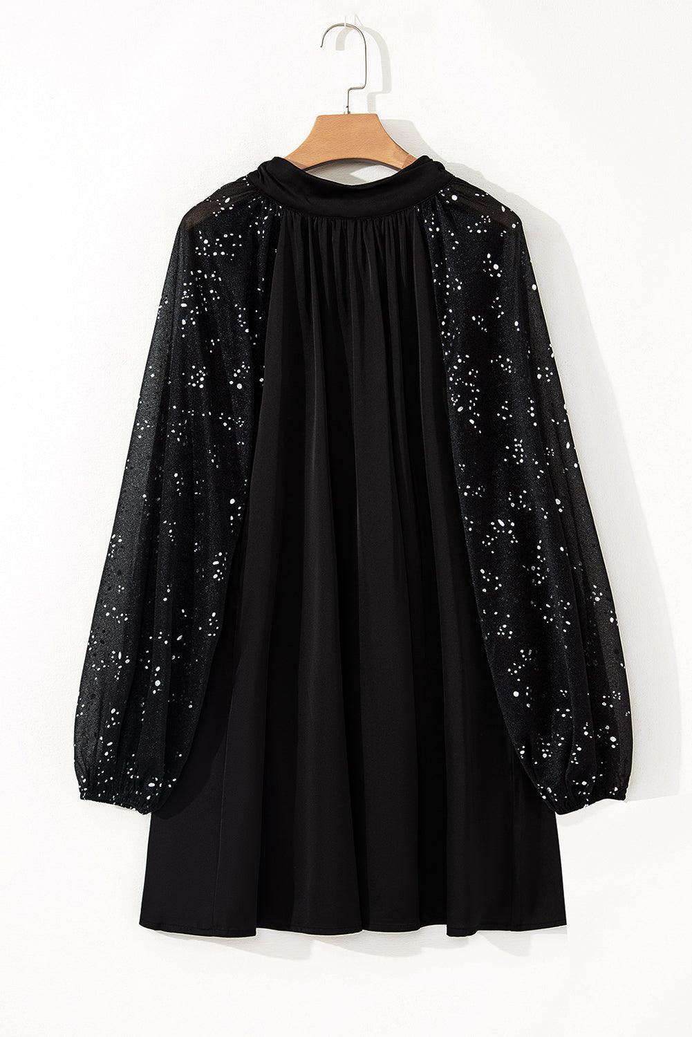 Glitterende Mouw Mini Jurk met Mock Nek - Mini Dresses - Jurkjes.co