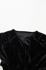 Mini Jurk met Surplice Halslijn - Mini Dresses - Jurkjes.co