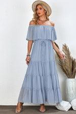 Off-Shoulder Maxi Jurk met Zwitserse Stippen - Maxi Dresses - Jurkjes.co