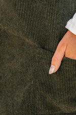 Stijlvolle Corduroy Overall Jurk met Zakken - Mini Dresses - Jurkjes.co