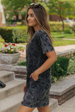 Vintage Washed Luipaard T-Shirt Jurk met Zakken - T Shirt Dresses - Jurkjes.co