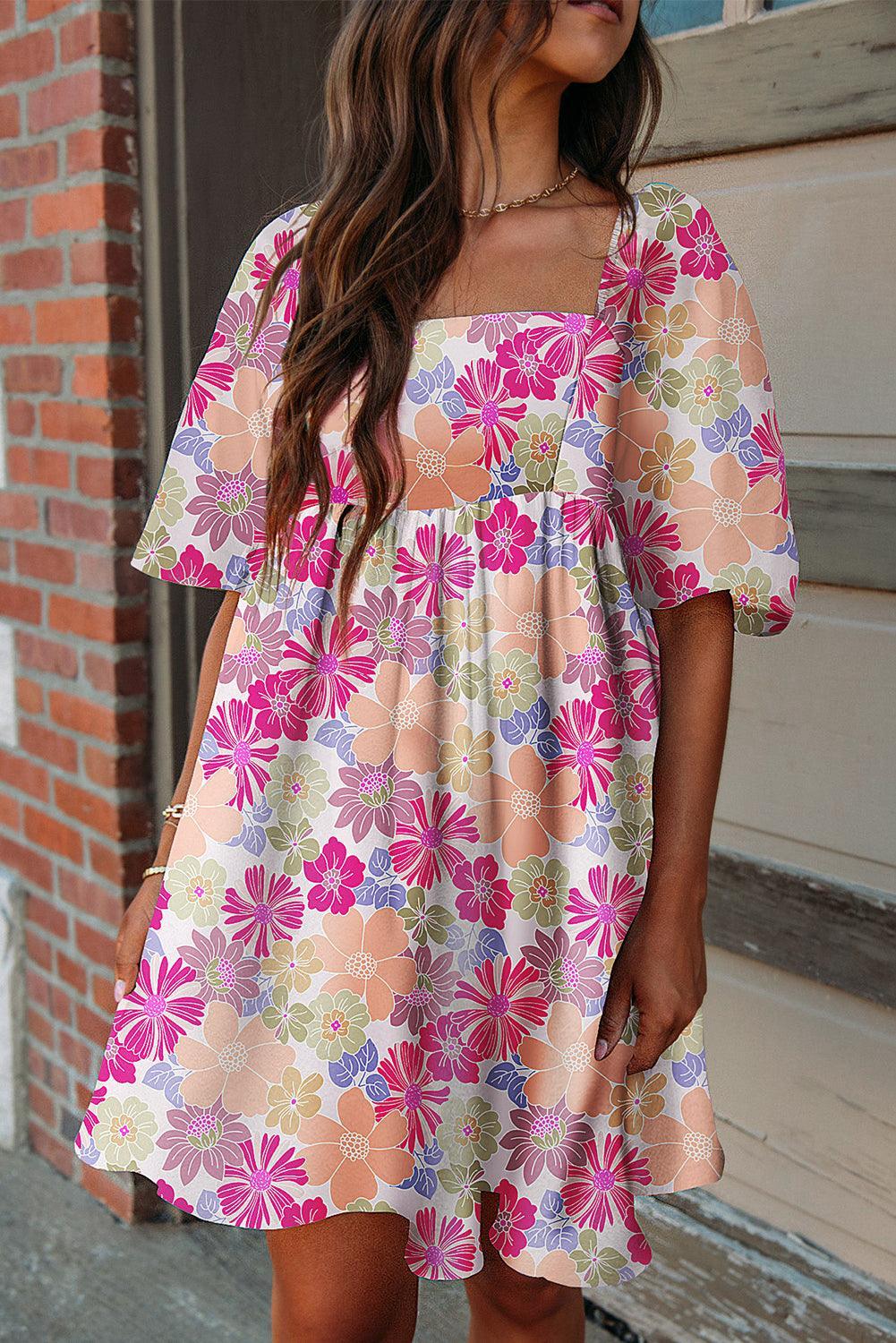 Zomerse Bloemen Babydoll Jurk met Pofmouwen - Floral Dresses - Jurkjes.co