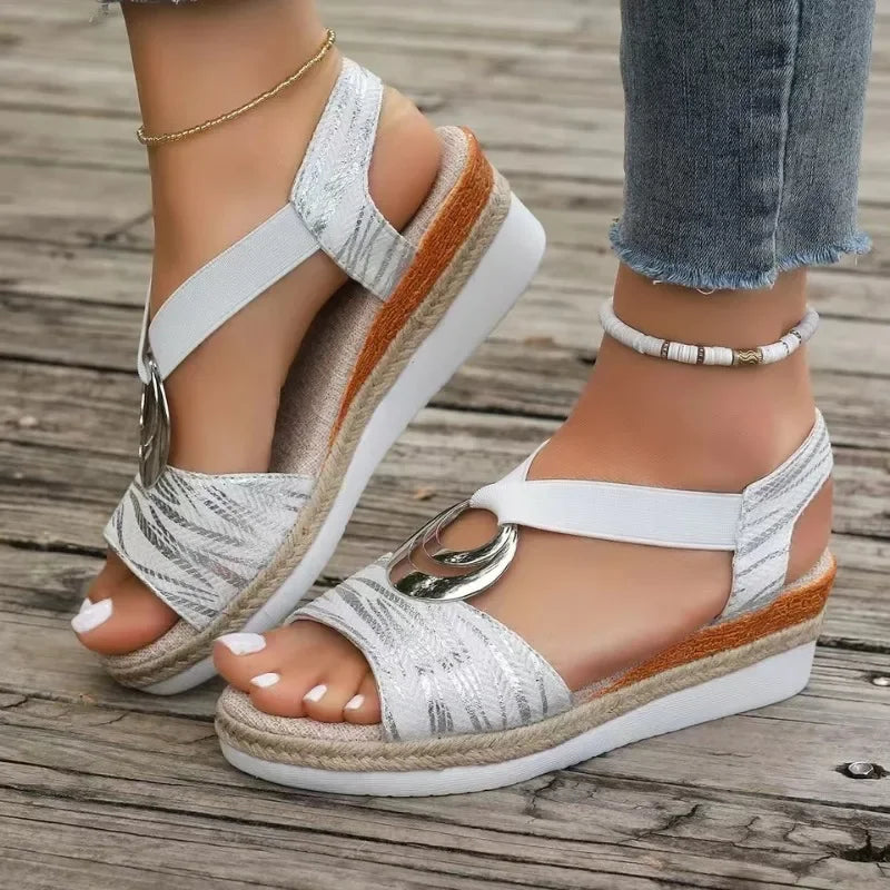 Sandalen met Verstelbare Bandjes en Platform