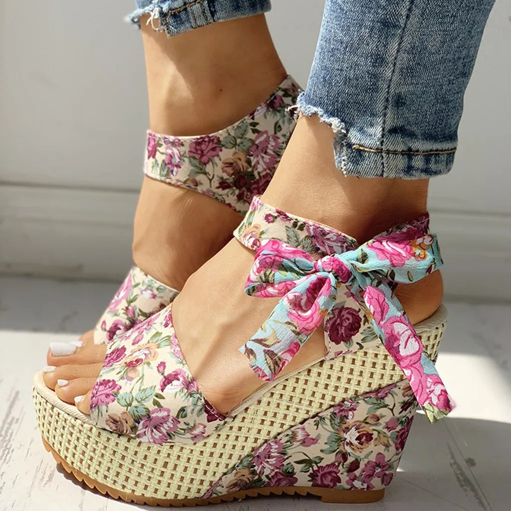 Wedge Sandalen met Bloemenprint