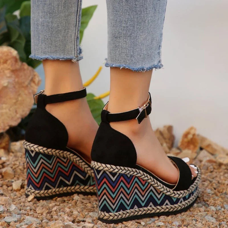 Wedge Sandalen met Bohemian Zigzagpatroon