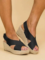Wedge Sandalen met Chic Kruisband