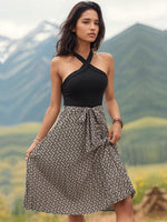 A-lijn Jurk met Cross Hals en Geometrisch Patroon - Midi Dresses - Jurkjes.co