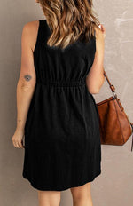 A-lijn Jurk met Knopen en Elastische Taille - Mini Dresses - Jurkjes.co