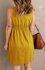 A-lijn Jurk met Knopen en Elastische Taille - Mini Dresses - Jurkjes.co