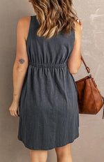 A-lijn Jurk met Knopen en Elastische Taille - Mini Dresses - Jurkjes.co