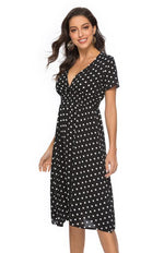 A-lijn Jurk met V-hals en Polkadots - Midi Dresses - Jurkjes.co