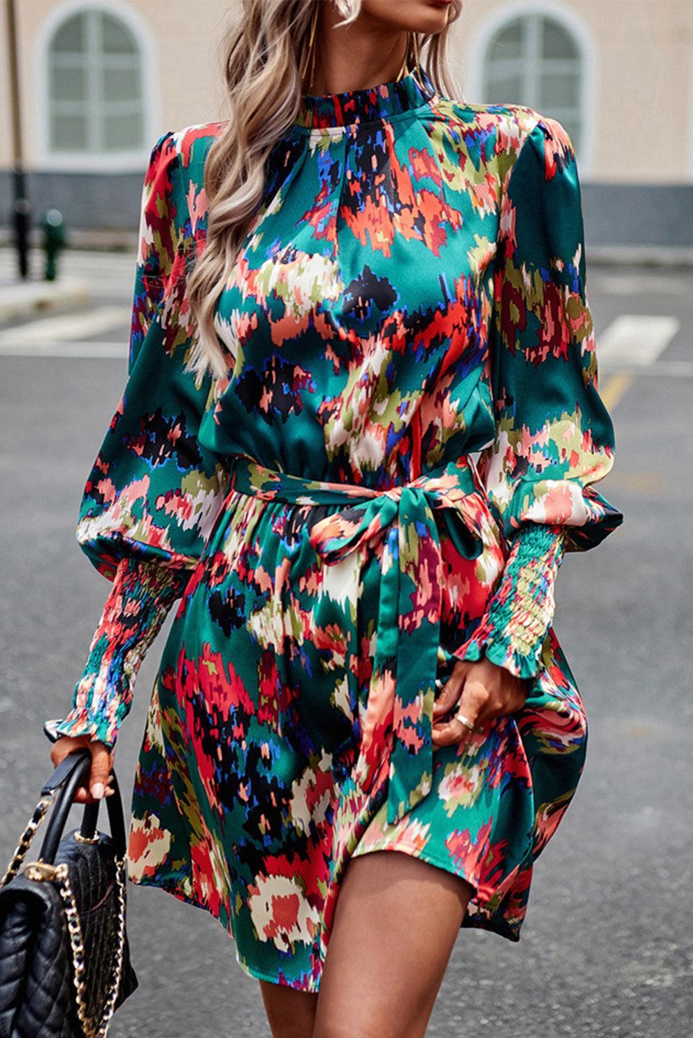 Abstract Print Jurk met Ruches en Taillestrik - Mini Dresses - Jurkjes.co