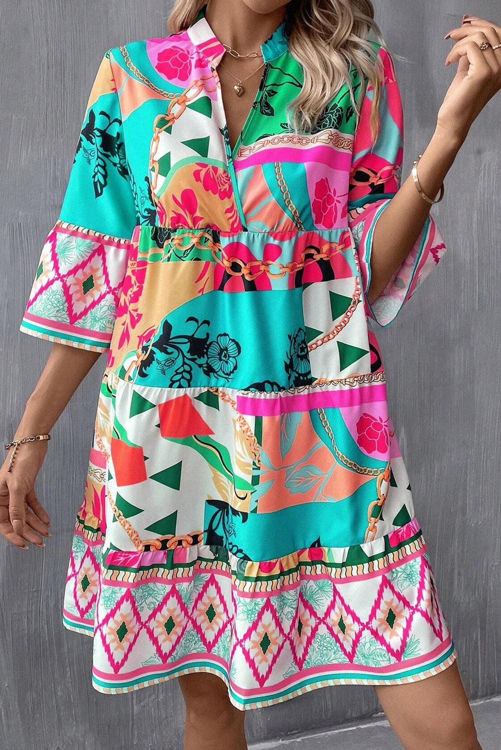 Abstracte Mini Jurk met Halve Mouwen en Notch Hals - Mini Dresses - Jurkjes.co