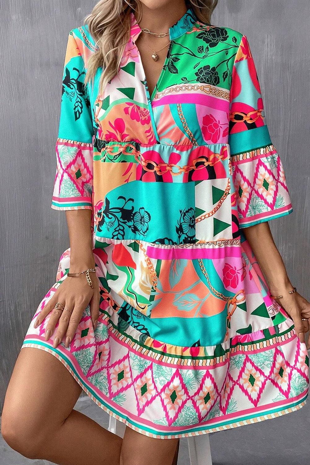 Abstracte Mini Jurk met Halve Mouwen en Notch Hals - Mini Dresses - Jurkjes.co