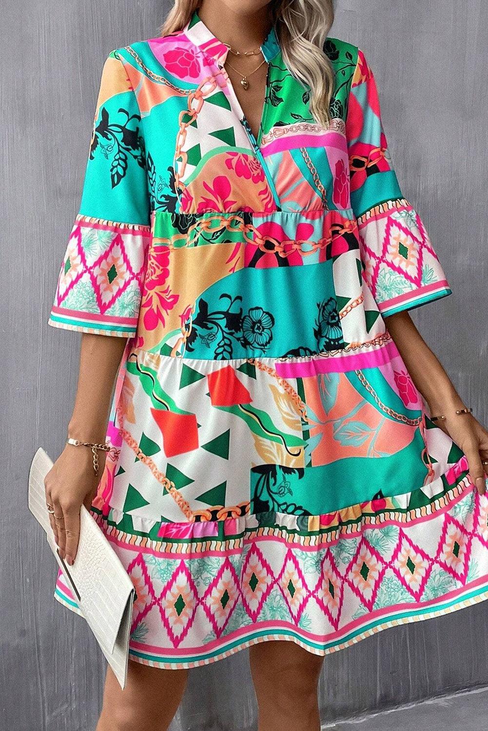 Abstracte Mini Jurk met Halve Mouwen en Notch Hals - Mini Dresses - Jurkjes.co