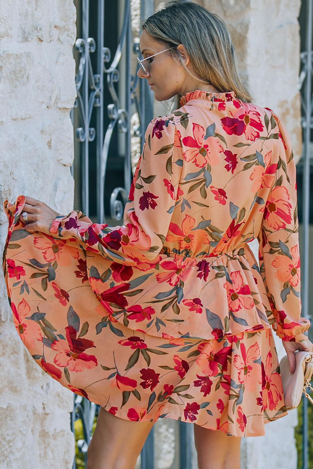Bloemenjurk met Frivole Kraag en Lange Mouw - Floral Dresses - Jurkjes.co