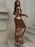 Bodycon Jurk met Hoge Hals en Open Rug - Mini Dresses - Jurkjes.co