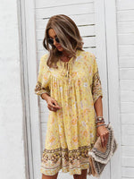 Boho Jurk met V-hals en Bloemenprint - Group4 - Jurkjes.co