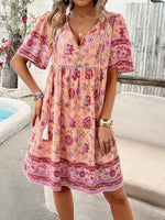 Boho Jurk met V-hals en Bloemenprint - Mini Dresses - Jurkjes.co