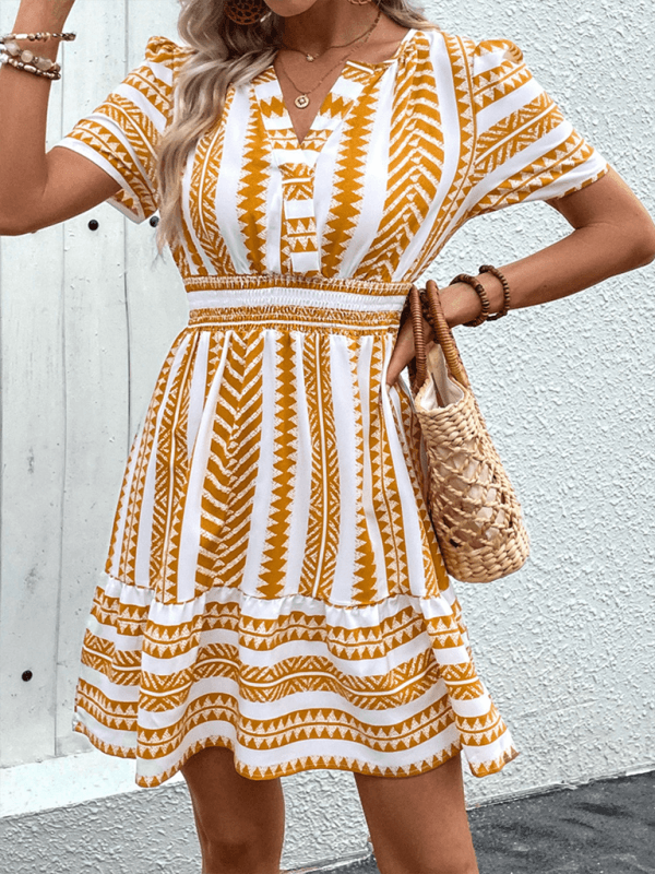 Boho Jurk met V-hals en Geometrisch Patroon - Mini Dresses - Jurkjes.co