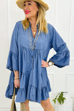Chambray Ruffle Jurk met 3/4 Mouw en V-Hals - Mini Dresses - Jurkjes.co
