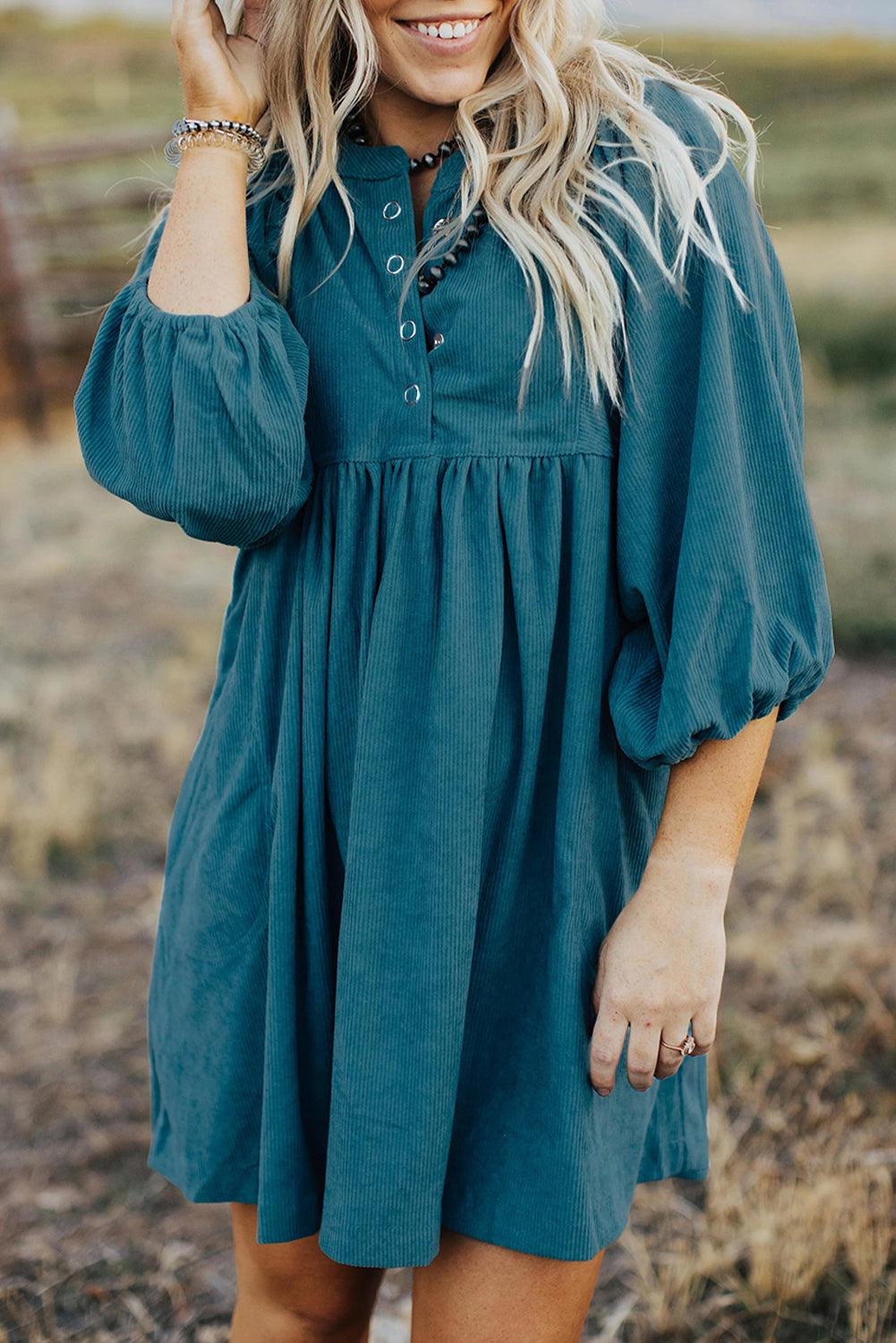 Corduroy Empire Taille Jurk met Drukknoopjes - Mini Dresses - Jurkjes.co