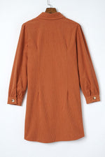 Corduroy Knoopjurk met Lange Mouwen - Mini Dresses - Jurkjes.co