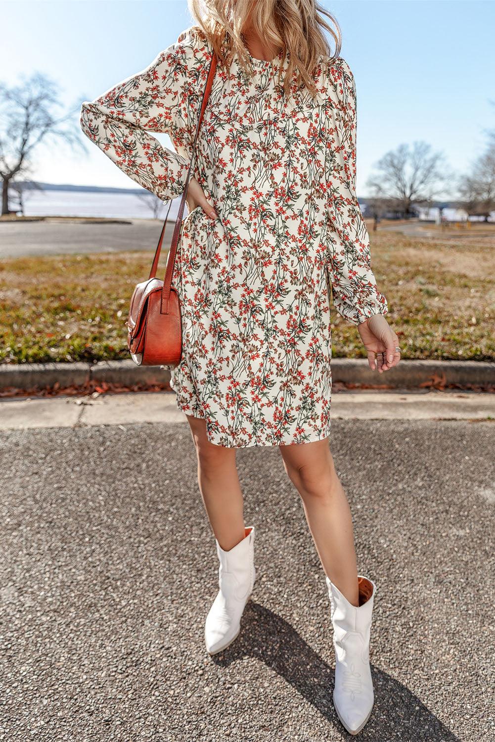 Elegante Bloemenprint Mini Jurk met Lange Mouwen - Floral Dresses - Jurkjes.co