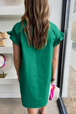 Elegante Korte Jurk met Ruches en Knoopsluiting - Mini Dresses - Jurkjes.co
