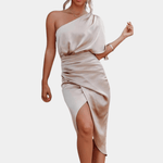 Feestjurk met Asymmetrisch Ontwerp - CB - Dresses - Jurkjes.co