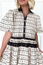 Flared Jurk met Bloemenprint - Floral Dresses - Jurkjes.co