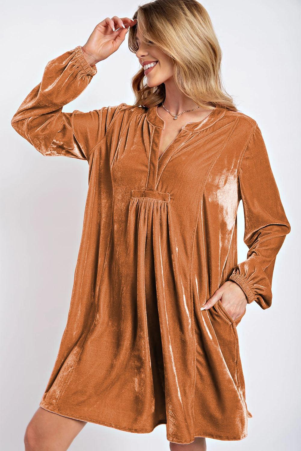 Fluwelen Tuniekjurk met Gespleten Hals - Mini Dresses - Jurkjes.co