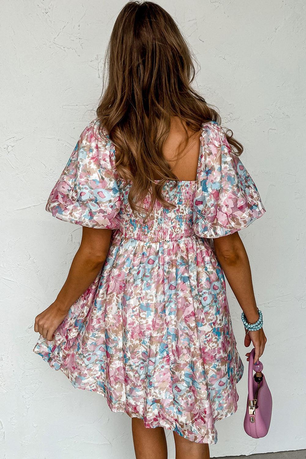 Gebloemde Smockjurk met Ruches en Pofmouw - Floral Dresses - Jurkjes.co