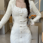 Gebreide Jurk met Knoopdetails - Dresses - Jurkjes.co