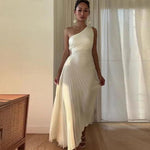 Geplooide Jurk met Schuine Halslijn - Dresses - Jurkjes.co