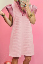 Gestructureerde Shift Jurk met Pofmouwen - Mini Dresses - Jurkjes.co