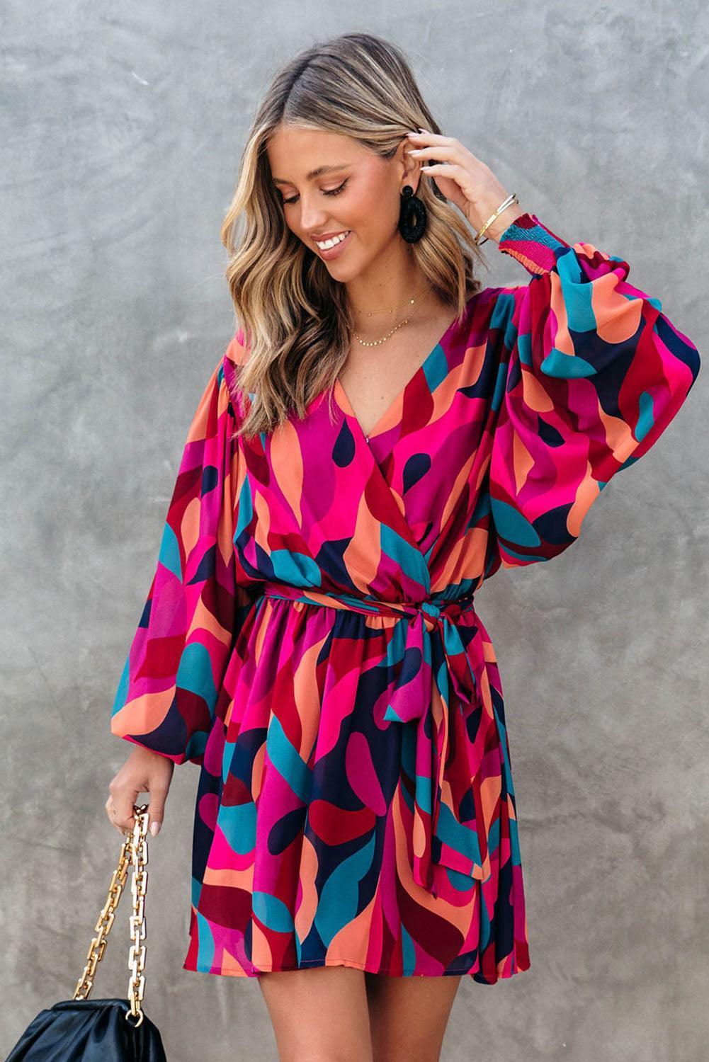 Kleurrijke Mini-Jurk met Riem en Pofmouwen - Mini Dresses - Jurkjes.co