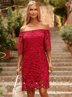 Knielange Jurk met Off-Shoulder en Bloemen - Mini Dresses - Jurkjes.co