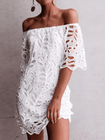 Knielange Jurk met Off-Shoulder en Bloemen - Mini Dresses - Jurkjes.co