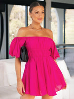 Korte Jurk met Off-Shoulder en Pofmouwen - Mini Dresses - Jurkjes.co