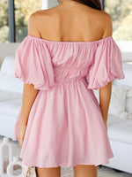 Korte Jurk met Off-Shoulder en Pofmouwen - Mini Dresses - Jurkjes.co