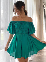 Korte Jurk met Off-Shoulder en Pofmouwen - Mini Dresses - Jurkjes.co