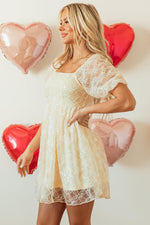 Korte Jurk met Pailletten en Kant - Mini Dresses - Jurkjes.co