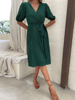 Korte Jurk met V-hals en Strikceintuur - Maxi Dresses - Jurkjes.co