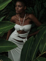 Lange Jurk met Halterhals en Bloemdecoraties - Group4 - Jurkjes.co