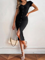 Lange Jurk met V-hals en Knopenlijst - Group6 - Jurkjes.co