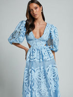 Maxi Jurk met Diepe V-hals en Kant - Maxi Dresses - Jurkjes.co